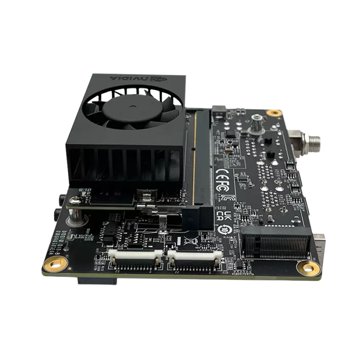 AVerMedia D131S Jetson Orin Nano/NX Yapay Zeka Kiti, yandan görünüm
