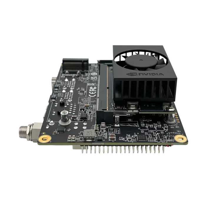 AVerMedia D131S Jetson Orin Nano/NX Yapay Zeka Kiti, yandan görünüm